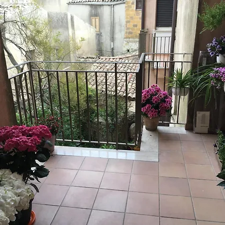 Bed & Breakfast Fleurs *