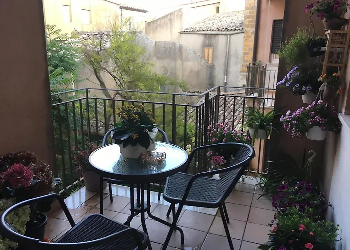 Bed & Breakfast Fleurs Enna